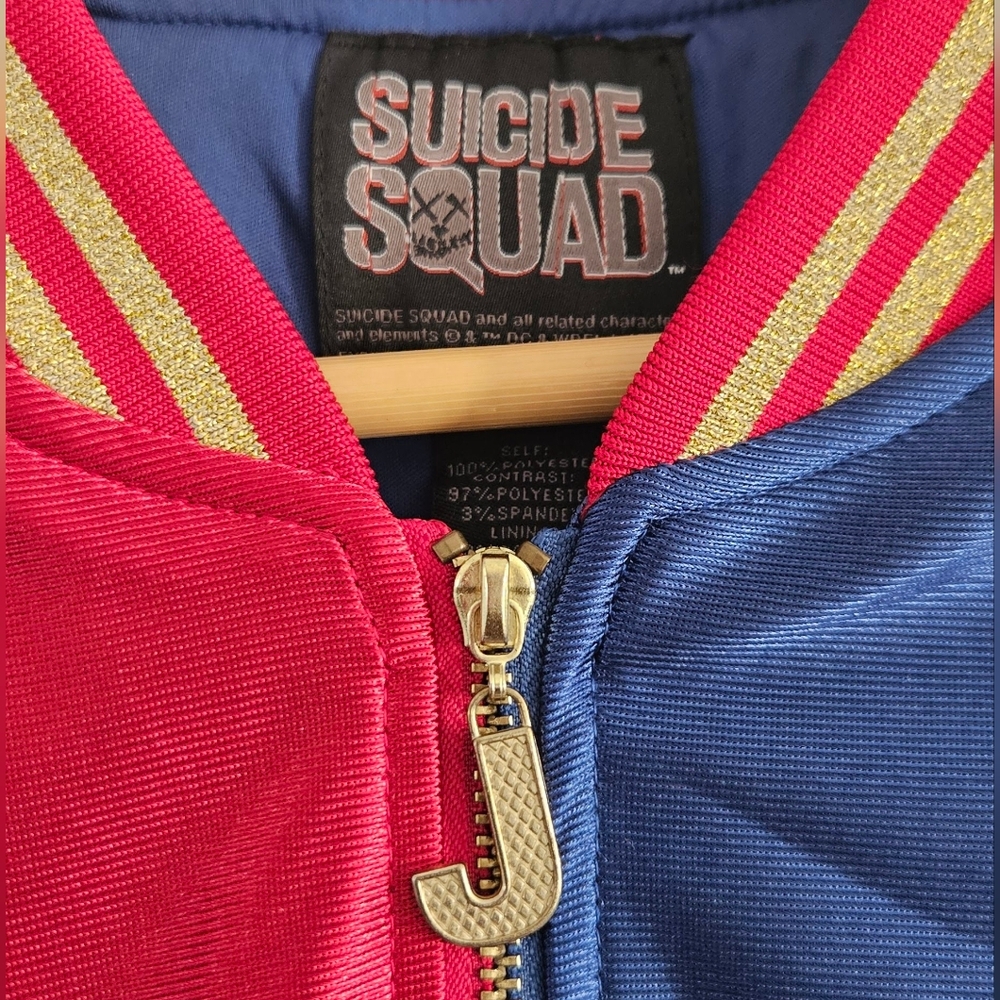 Harley Quinn DC Comics Suicide Squad Satin Red and Blue Souvenir Jacket S/M - Picture 3 of 13